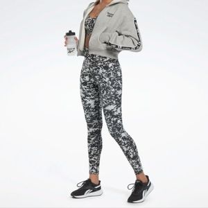 Lux 2.0 Speckle Modern Safari Leggings